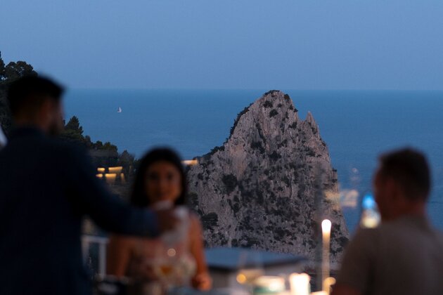 Capri Rooftop Lounge Bar